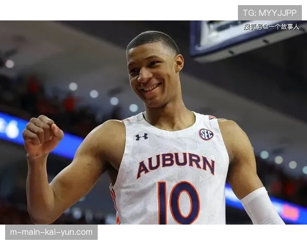 深圳史密斯29分7篮板2助攻 替补席火力延续控场优势